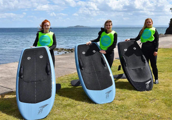EFOIL GROUP TASTER - LESSONS IN FIFE AND EDINBURGH