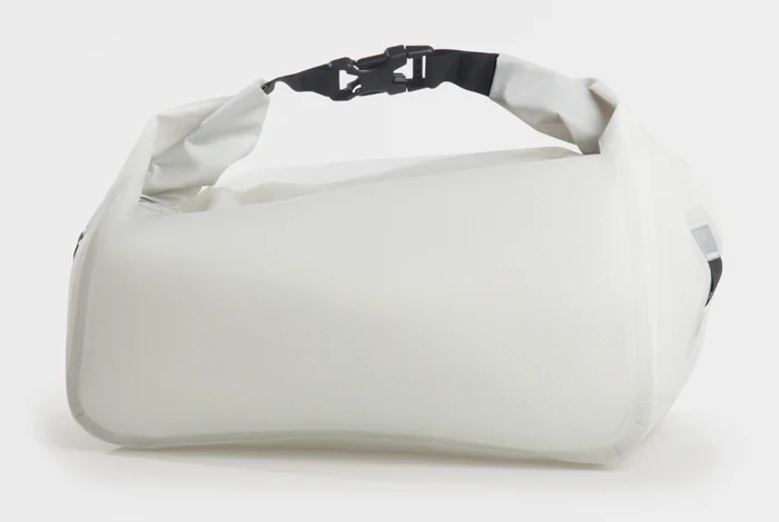 6L DRYBAG FOR LIFT FOILS BLOWFISH - Image 5
